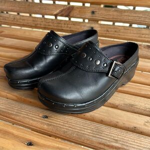 Klogs Leather Studded Clogs - Women’s Size 7W